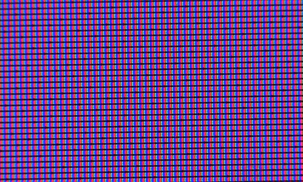 Photograph of an iPhone screen, illustrative device image for Safari cookie settings