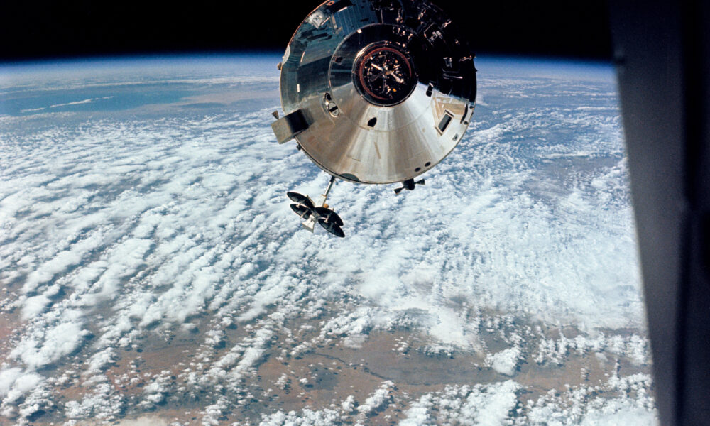 Apollo 9 command and service module Gumdrop photographed in Earth orbit by the lunar module Spider, original NASA/JSC frame AS09-24-3657