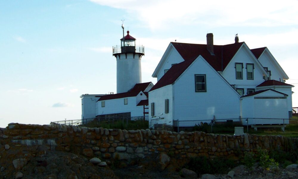 Real Eastern Point Lighthouse at Gloucester Harbor Massachusetts, photographer Esc861, 2009