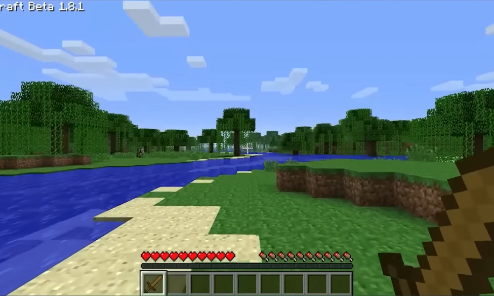 Blocky landscape in a Minecraft Beta gameplay screenshot