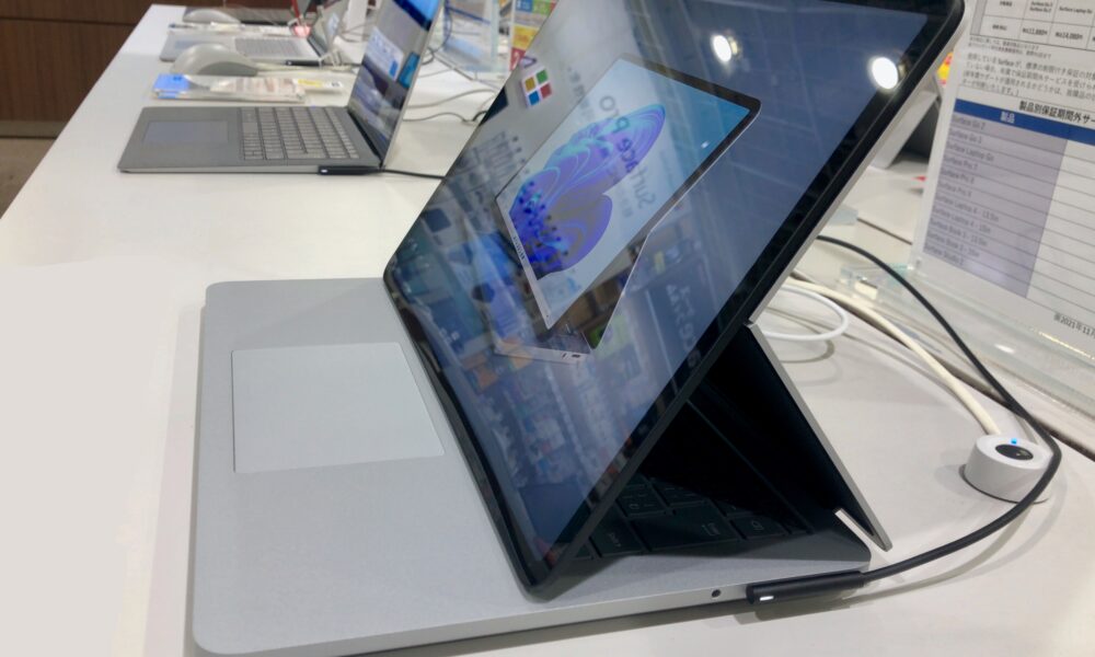 Windows 11 Screen Recording: Snipping Tool vs Xbox Game Bar Real Microsoft Surface Laptop Studio computer showing its display