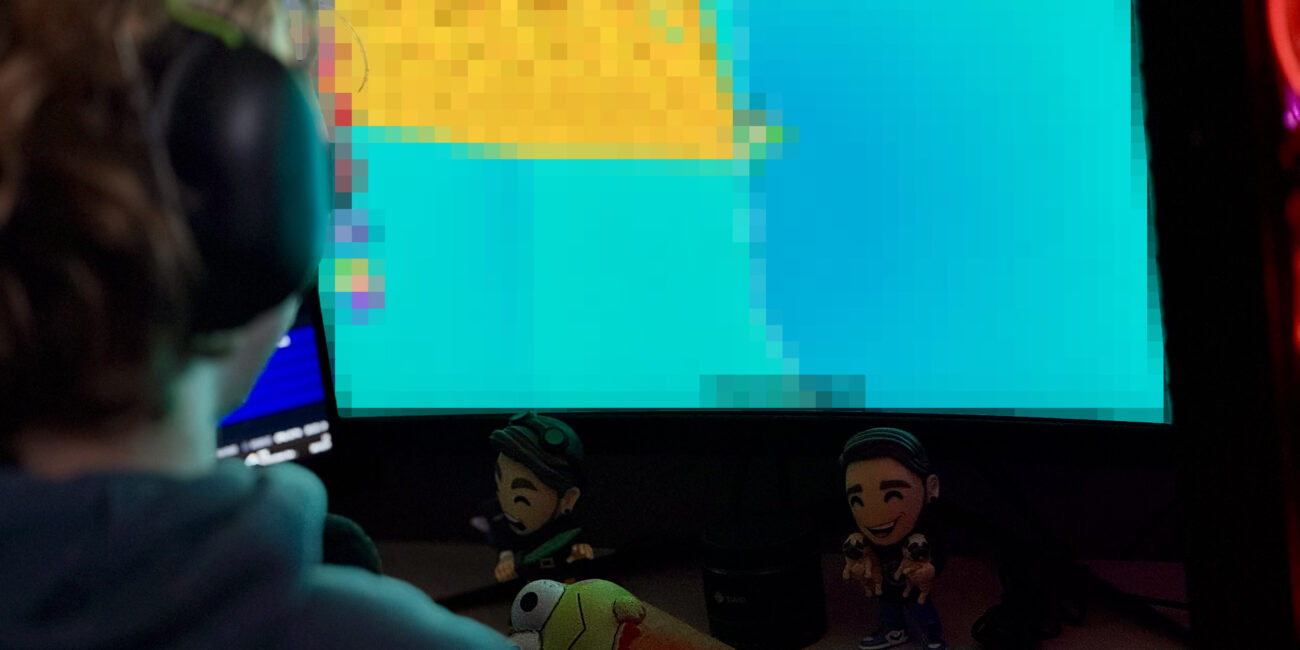 Roblox player Quinten Delaere pictured with his gaming setup; illustrative photo for Roblox communities guide