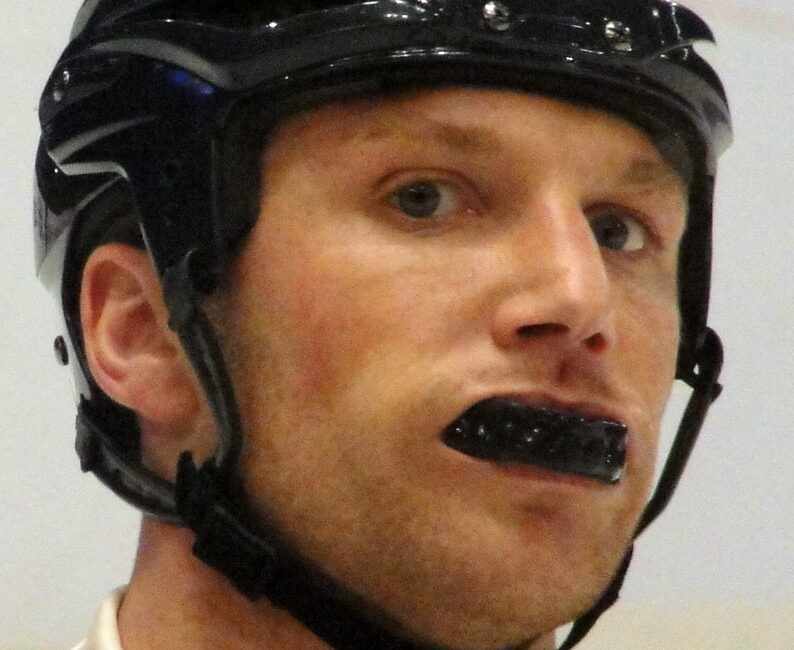 New York Rangers forward Sean Avery during a February 2011 hockey game against the Pittsburgh Penguins