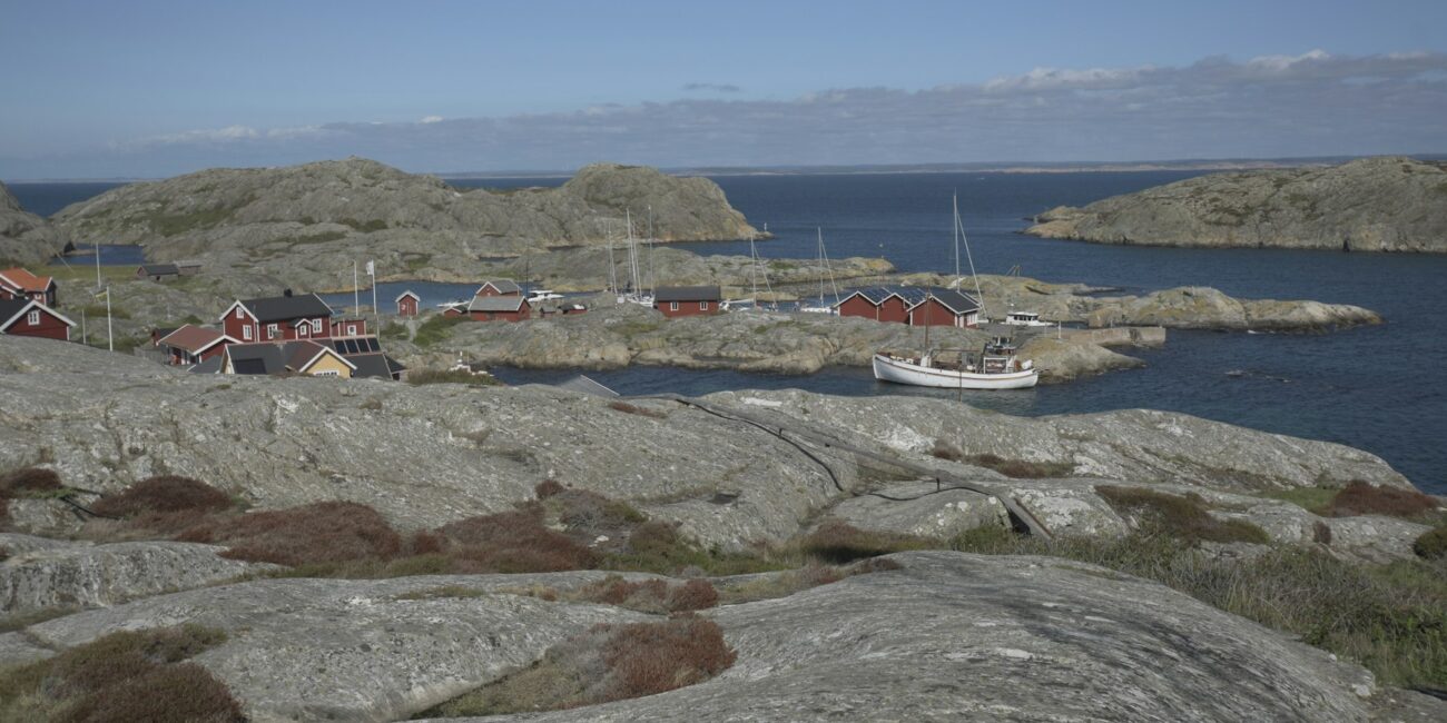 Rocky Newfoundland fishing village illustrating the Netflix series Below