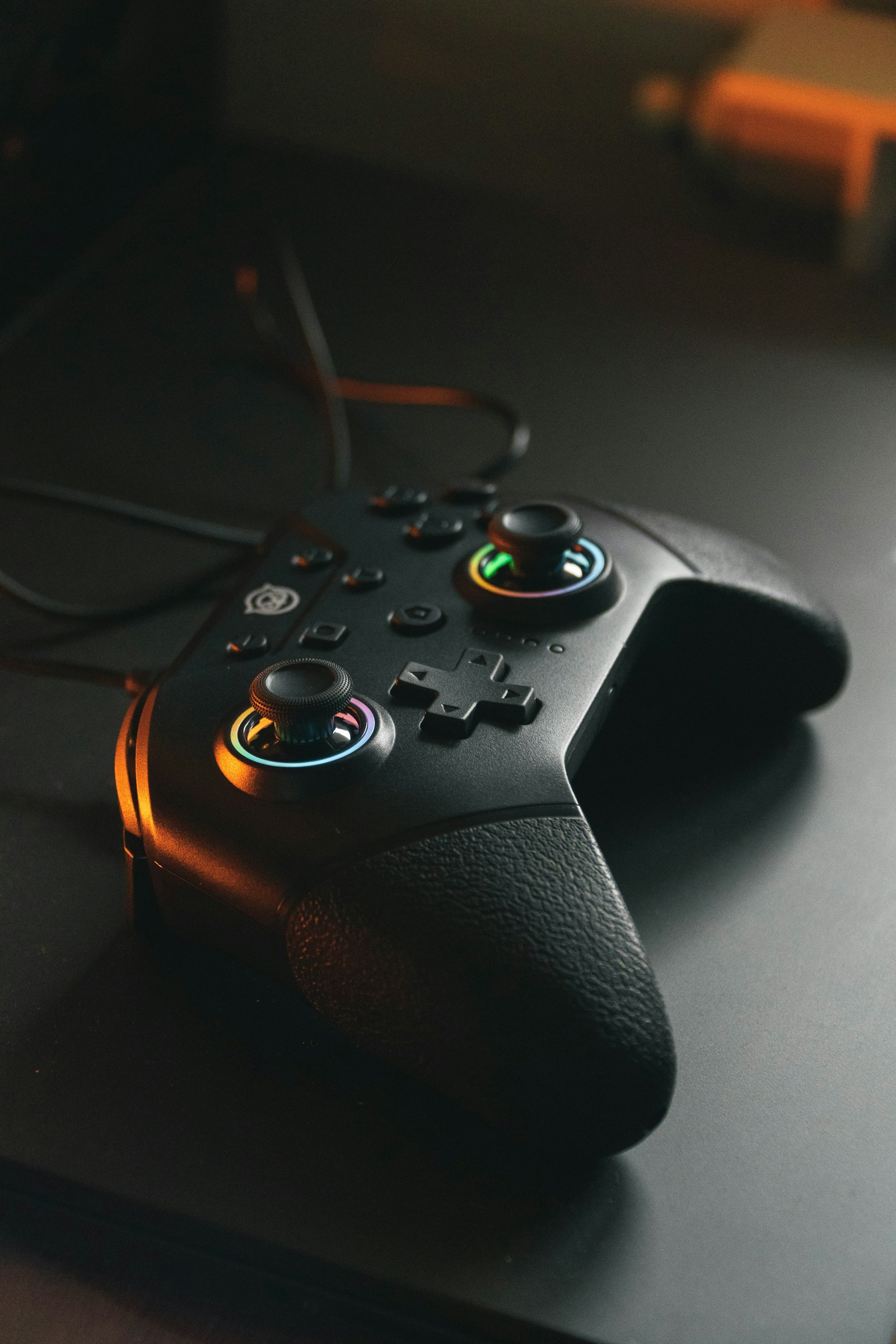 Game controller representing Teamfight Tactics patch 18.4