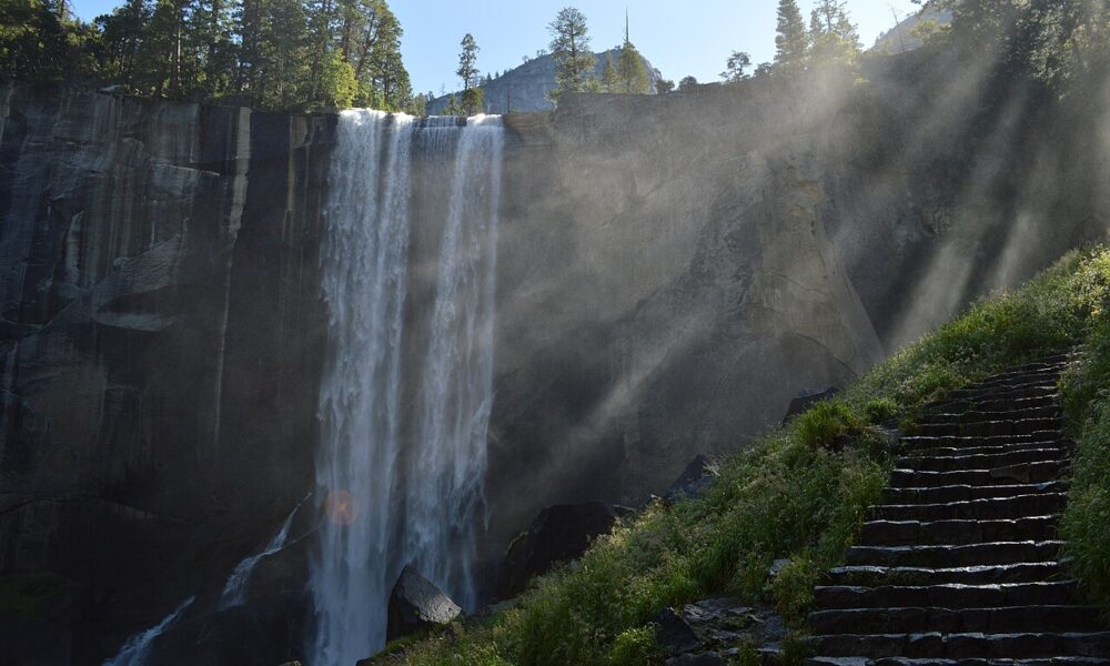 Authentic photo of Vernal Fall waterfall in Yosemite National Park, taken by Cam Adams in 2015; CC0 image from Wikimedia Commons