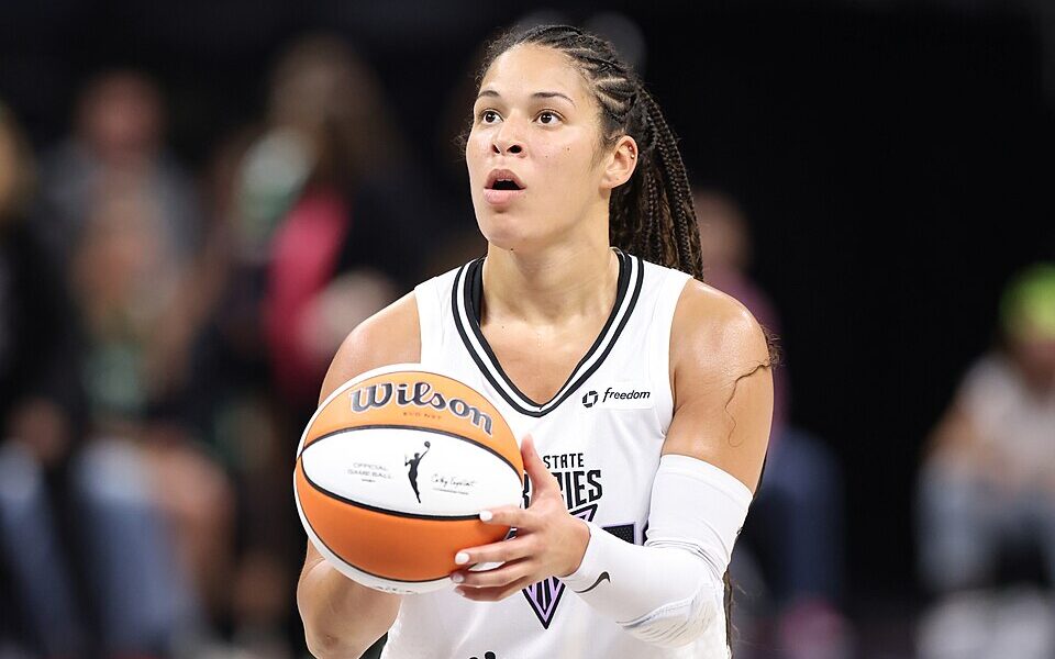 Golden State Valkyries guard Veronica Burton in an archival WNBA game photograph, ahead of the October 9, 2026 semifinal Game 3 against the Las Vegas Aces